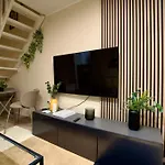 Standard Apartment By Hi5- Apartment In Central